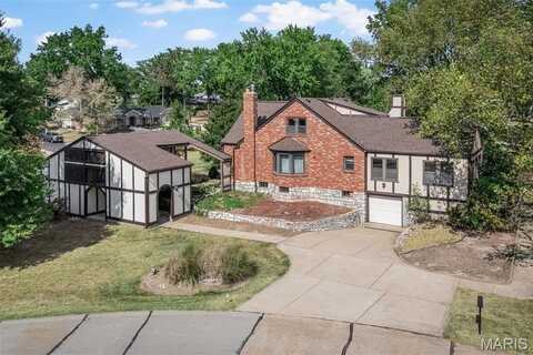 10000 Hilltop Drive, Saint Louis, MO 63128