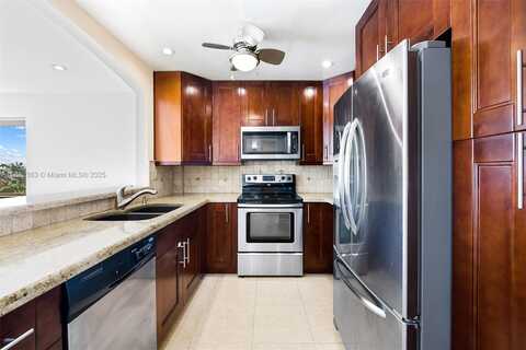619 Orton Ave, Fort Lauderdale, FL 33304