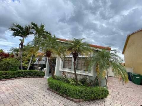 9922 SW 2nd St, Miami, FL 33174