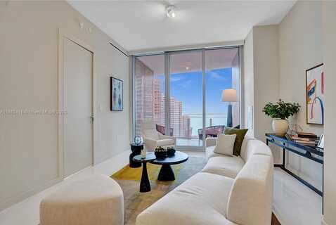 300 Biscayne Blvd Way, Miami, FL 33131