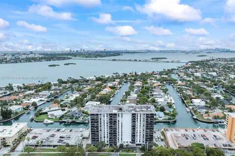 2500 NE 135th St, North Miami, FL 33181