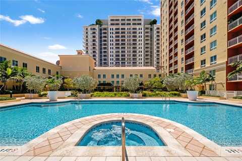 7350 SW 89th St, Miami, FL 33156