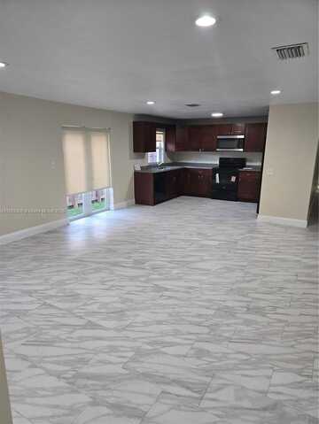 2433 Garfield St, Hollywood, FL 33020
