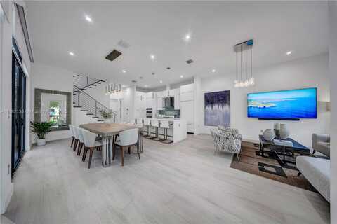4757 NW 85th Ave, Doral, FL 33166