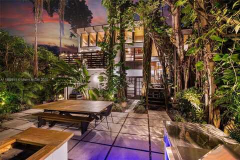 4141 Pamona Ave, Miami, FL 33133