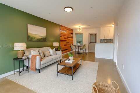 2222 Jackson St, Hollywood, FL 33020