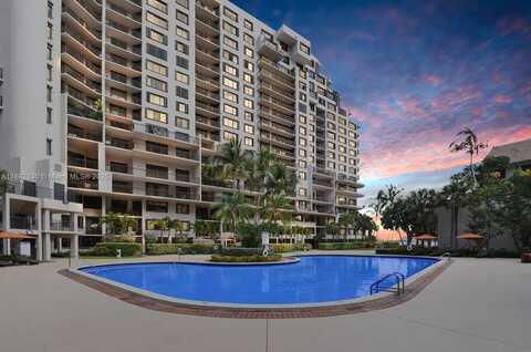 540 Brickell Key Dr, Miami, FL 33131