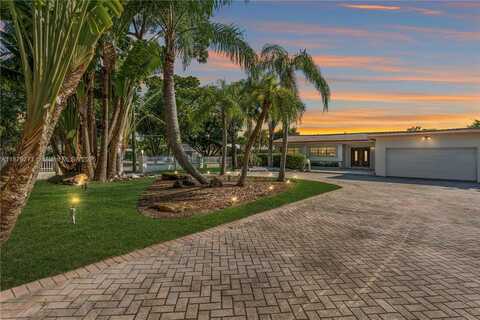 1850 Hibiscus Dr, North Miami, FL 33181