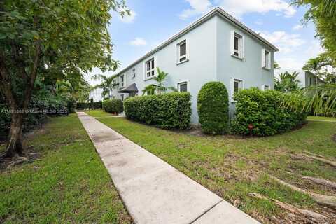 7636 SW 56 AV, Miami, FL 33143