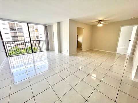 16909 N Bay Rd, Sunny Isles Beach, FL 33160
