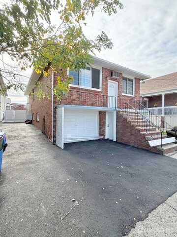 287 E Smith Street E, Woodbridge, NJ 07095