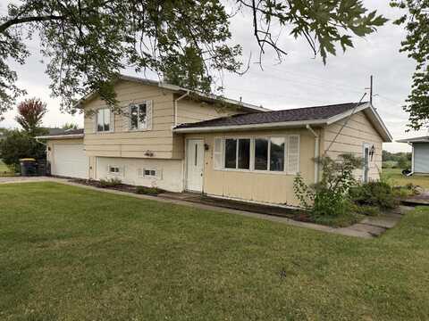 1736 Viking Ave, Holmen, WI 54636
