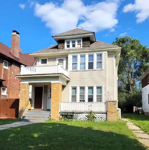 2506 N 50th St, Milwaukee, WI 53210