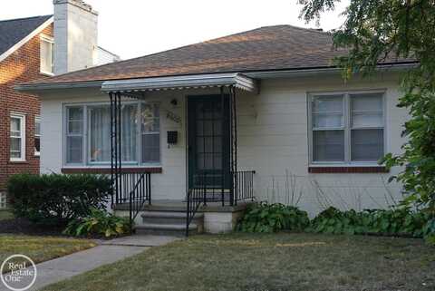 8600 HARDING, Center Line, MI 48015