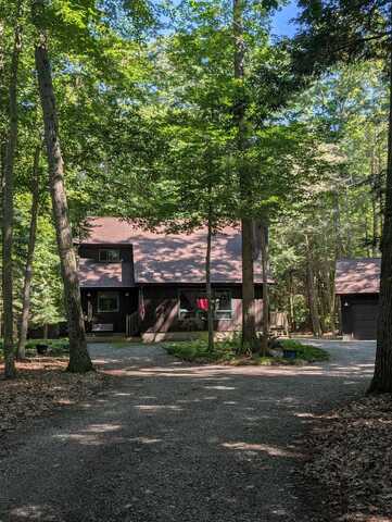 5050 N Scenic, Whitehall, MI 49461