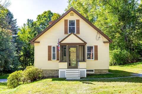 29 West St, Lunenburg, MA 01462