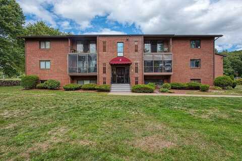 221 Oak St, Brockton, MA 02301
