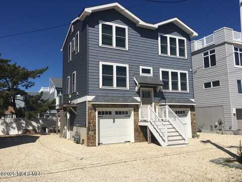 7 Carolina Avenue, Long Beach, NJ 08008