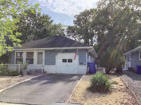 2224 Mount Hope Lane, Toms River, NJ 08753