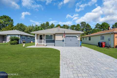 836 Jamaica Boulevard, Toms River, NJ 08757