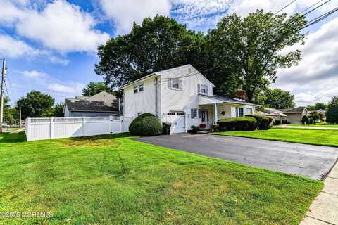13 Ellingham Avenue, Monroe, NJ 08831