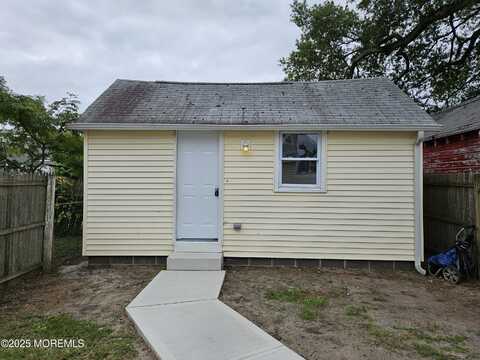 47 Collins Street, Keansburg, NJ 07734