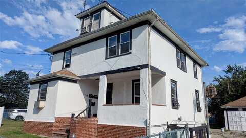 210 Pearl Street, Lawrence, NY 11559