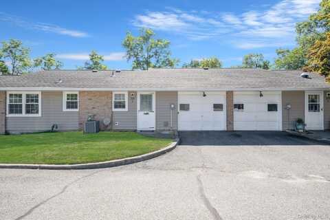 269 Berwick Court, Ridge, NY 11961