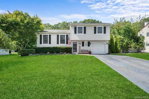 146 Blue Point Road W, Holtsville, NY 11742