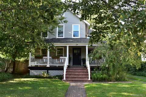 39 James Street, Babylon, NY 11702