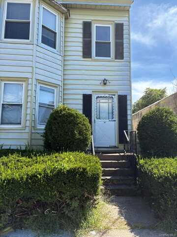 16 Fullerton Avenue, Newburgh, NY 12550