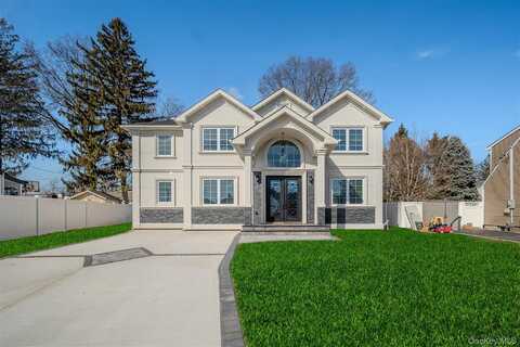 68 Spruce Street, Hicksville, NY 11801
