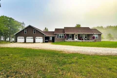 45 Oakview Lane, Enfield, ME 04493