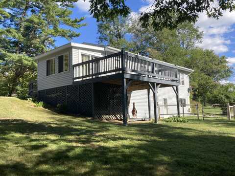 422 Woodman Hill Road, Minot, ME 04258