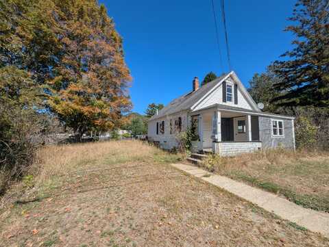 13 Dix Avenue, Dixfield, ME 04224