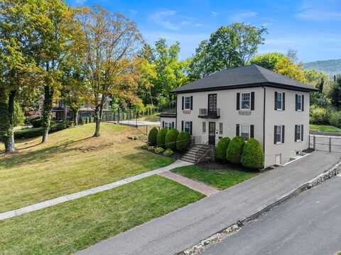 116 Oakhurst, BLUEFIELD, WV 24701
