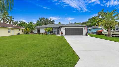 3705 Tomlinson, BONITA SPRINGS, FL 34134