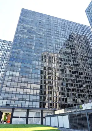900 N Lake Shore Drive, Chicago, IL 60611