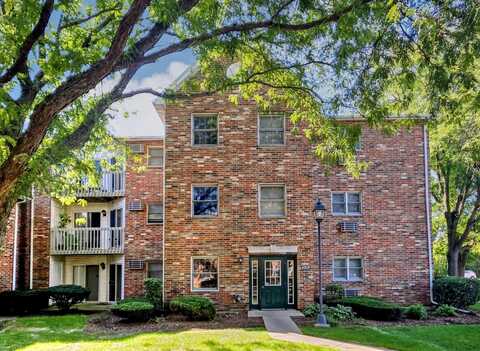 4305 Shamrock Lane, McHenry, IL 60050
