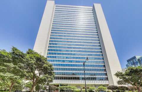 500 W SUPERIOR Street, Chicago, IL 60654