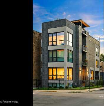856 N Campbell Avenue, Chicago, IL 60622
