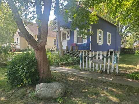 322 N Peoria Street, Gilman, IL 60938