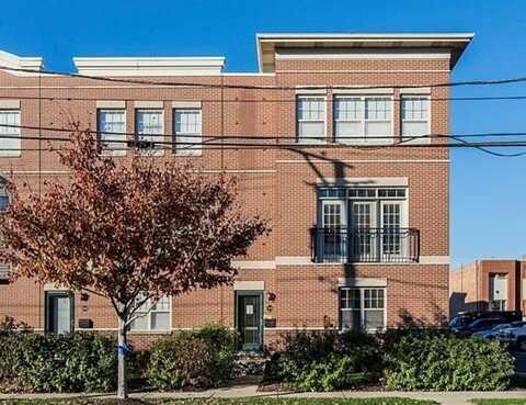 7426 W Fullerton Avenue, Elmwood Park, IL 60707