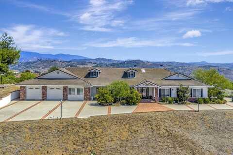 2975 Dos Lomas, Fallbrook, CA 92028