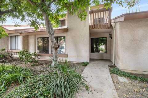8540 De Soto Avenue, Canoga Park, CA 91304