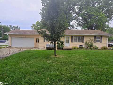805 E Carpenter Street, Creston, IA 50801