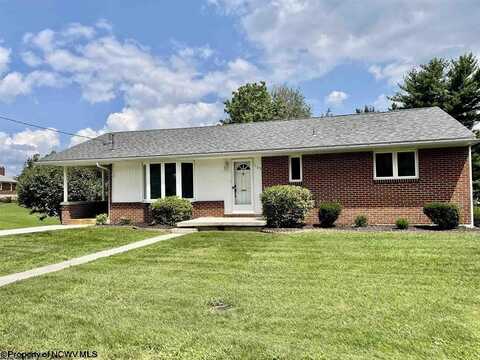 105 Walsh Drive, Kingwood, WV 26537