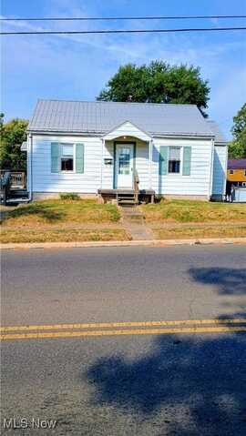 1037 Pine Street, Zanesville, OH 43701
