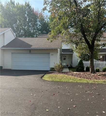 2444 Port Charles Drive, Stow, OH 44224