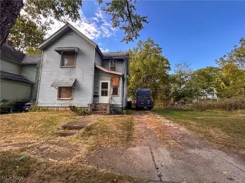 360 Freeman Street NW, Warren, OH 44483